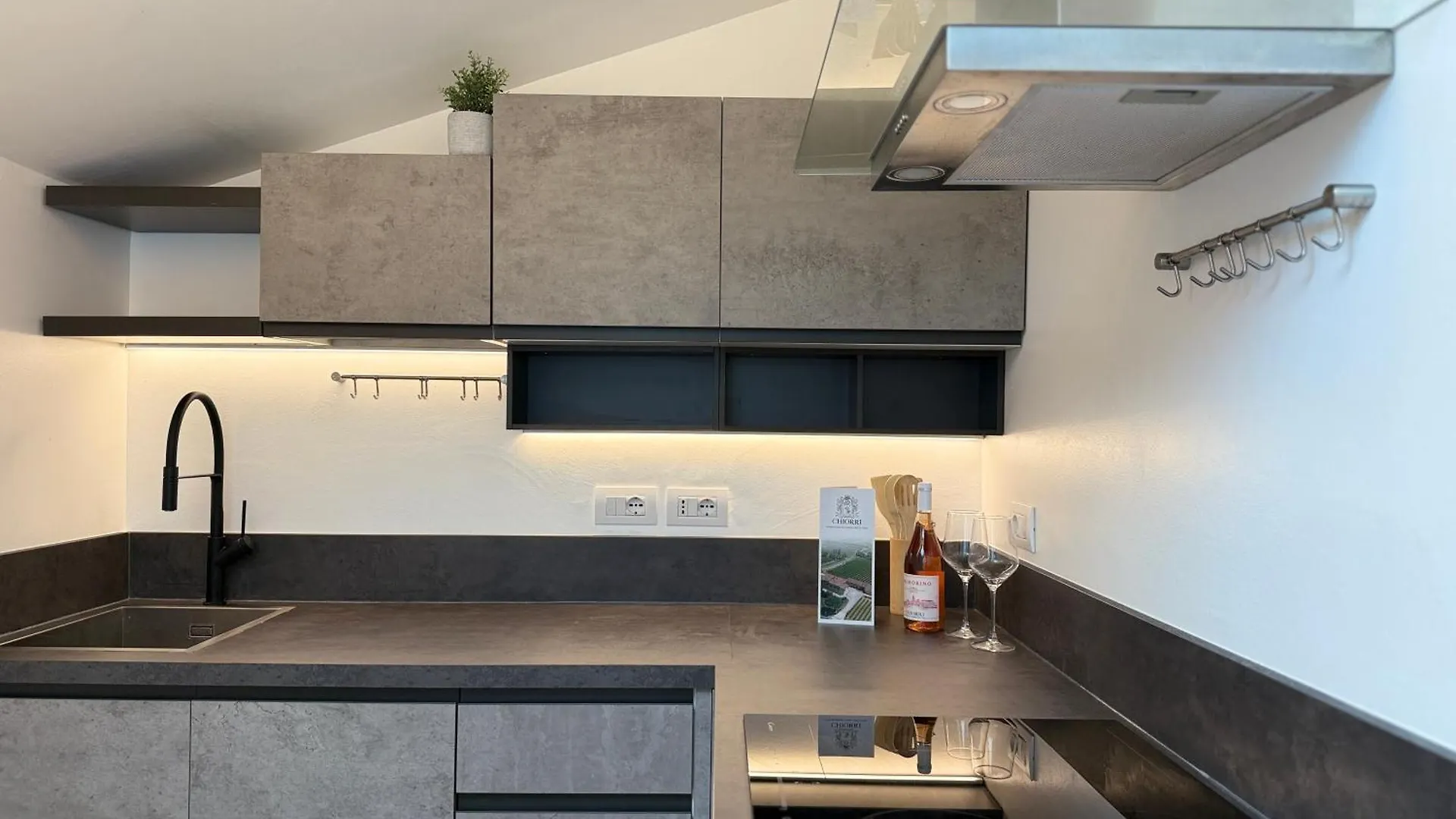 Apartamento Charming 2-Bedroom Retreat In The Center Of Perugia Italia